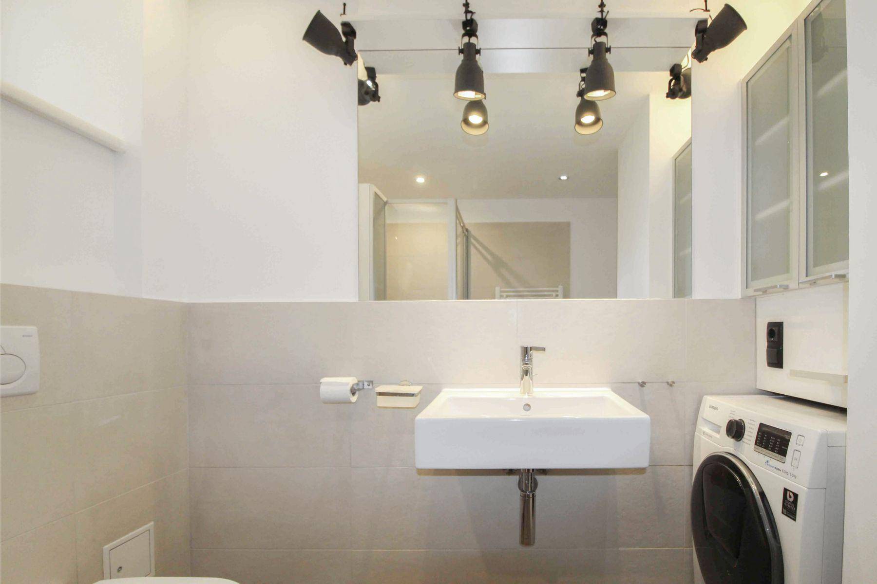 Badezimmer Bild 2