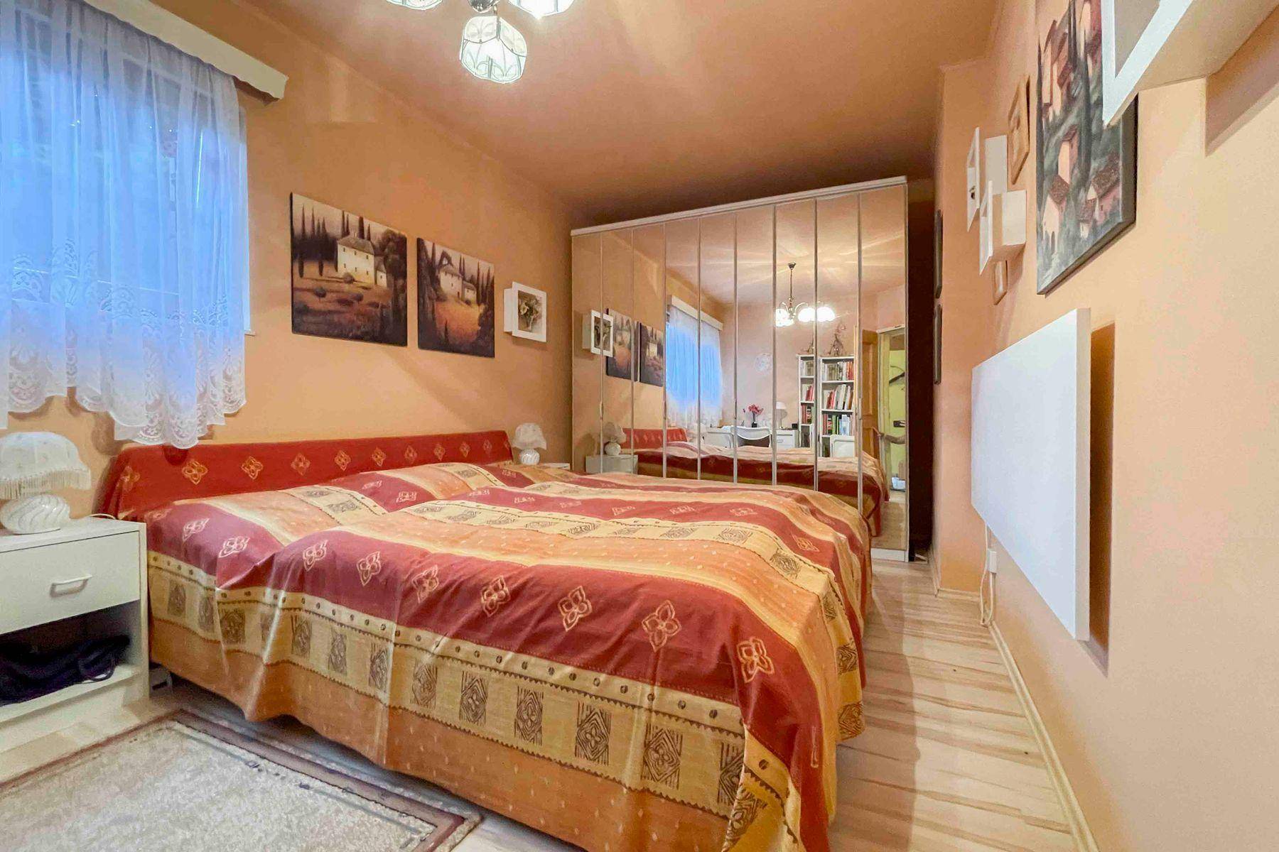 Schlafzimmer 04