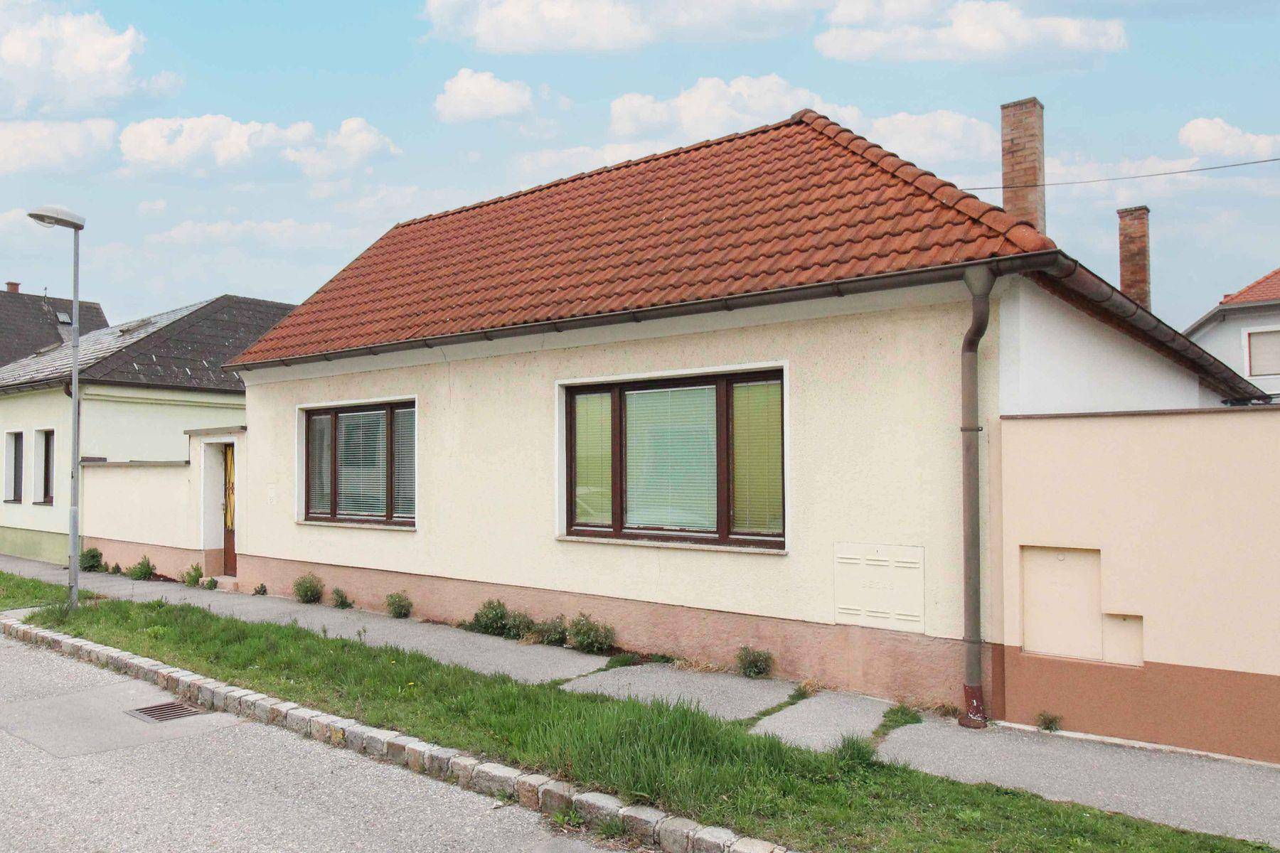 11_Straßenansicht