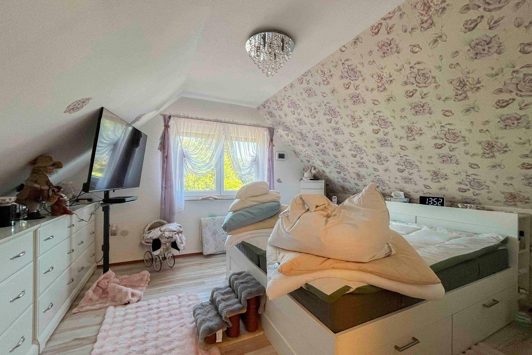 Schlafzimmer11