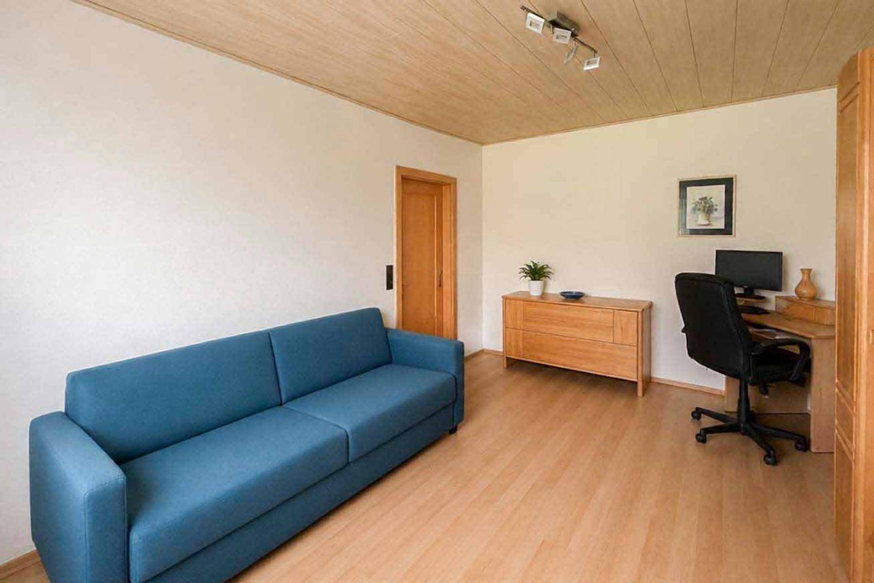 Charmanter Bungalow mit traumhaftem Garten &amp; Pool in der Maria-Theresien-Siedlung - Ansicht 5