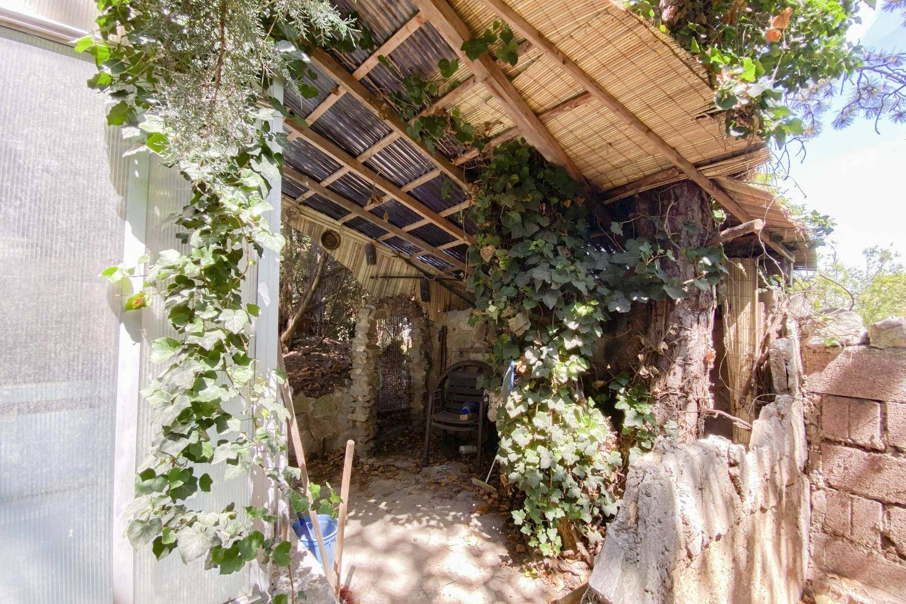 Idyllisches Grundstück in ruhiger Lage mit altem Baumbestand – pohled 3