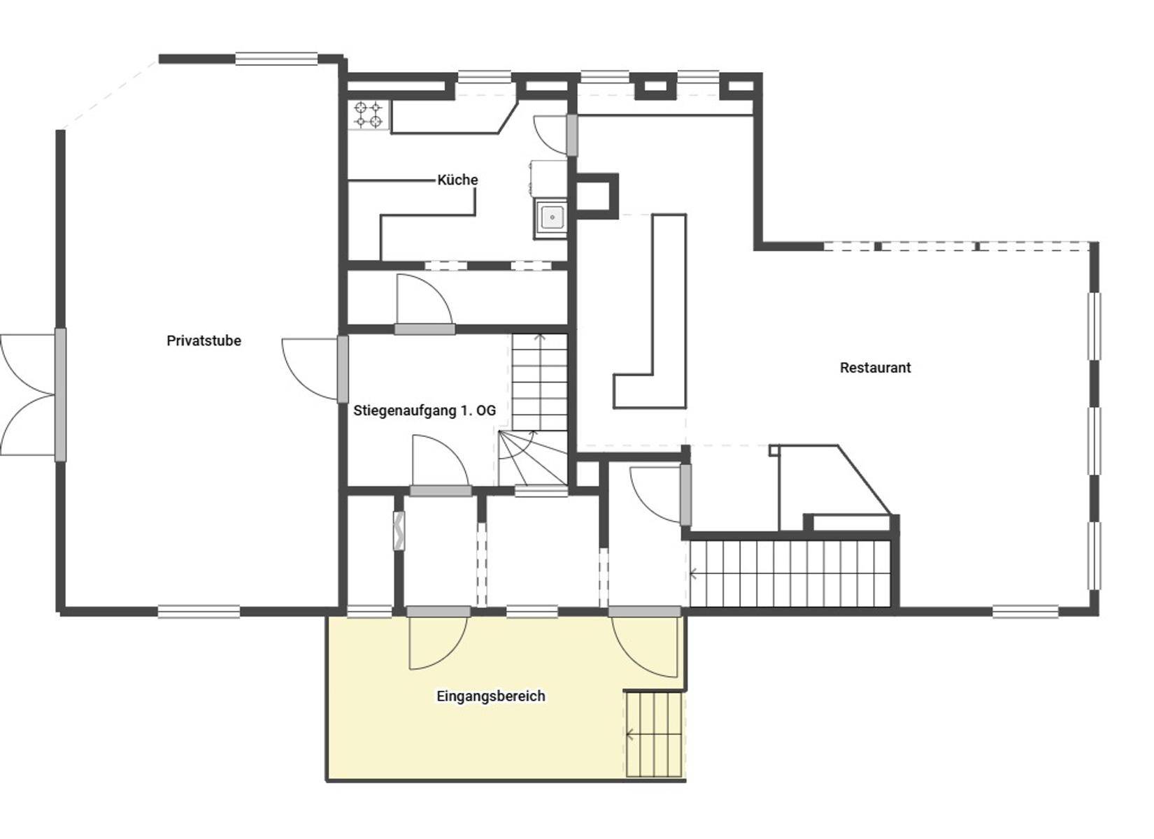 Grundriss des Erdgeschosses mit Eingangsbereich, Küche, Privatstube und großem Restaurantbereich.