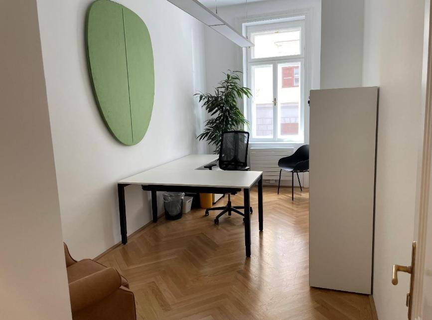 1080 Wien, Langgasse 50 innen Arbeitsplätze