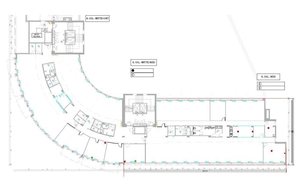 Grundriss der 6. Etage mit Kennzeichnungen für verschiedene Bereiche und technische Installationen.