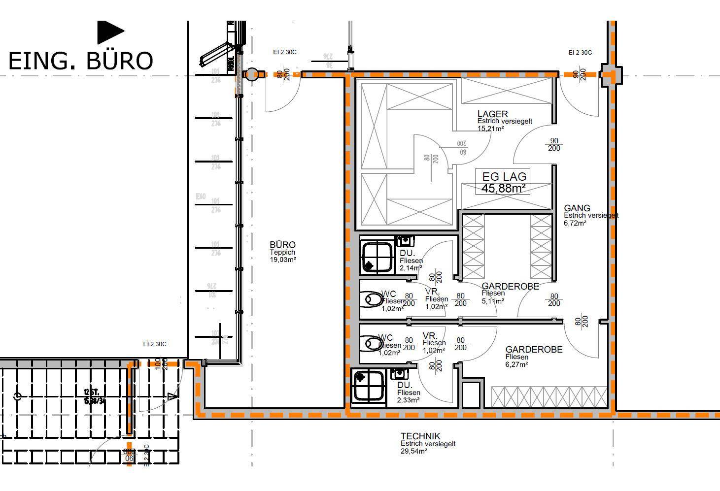 Detaillierter Grundriss eines Bürobereichs mit Lager, Garderoben und Sanitäranlagen, hervorgehoben in Orange.