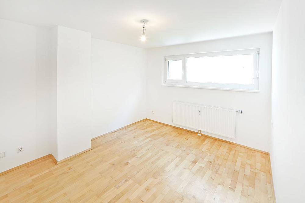 https://pictures.immobilienscout24.de/prod.www.immobilienscout24.at/pictureserver/loadPicture?q=70&id=012.0010J000025tgpw-9b8f419b2d2b49f49dc5509f3984182c