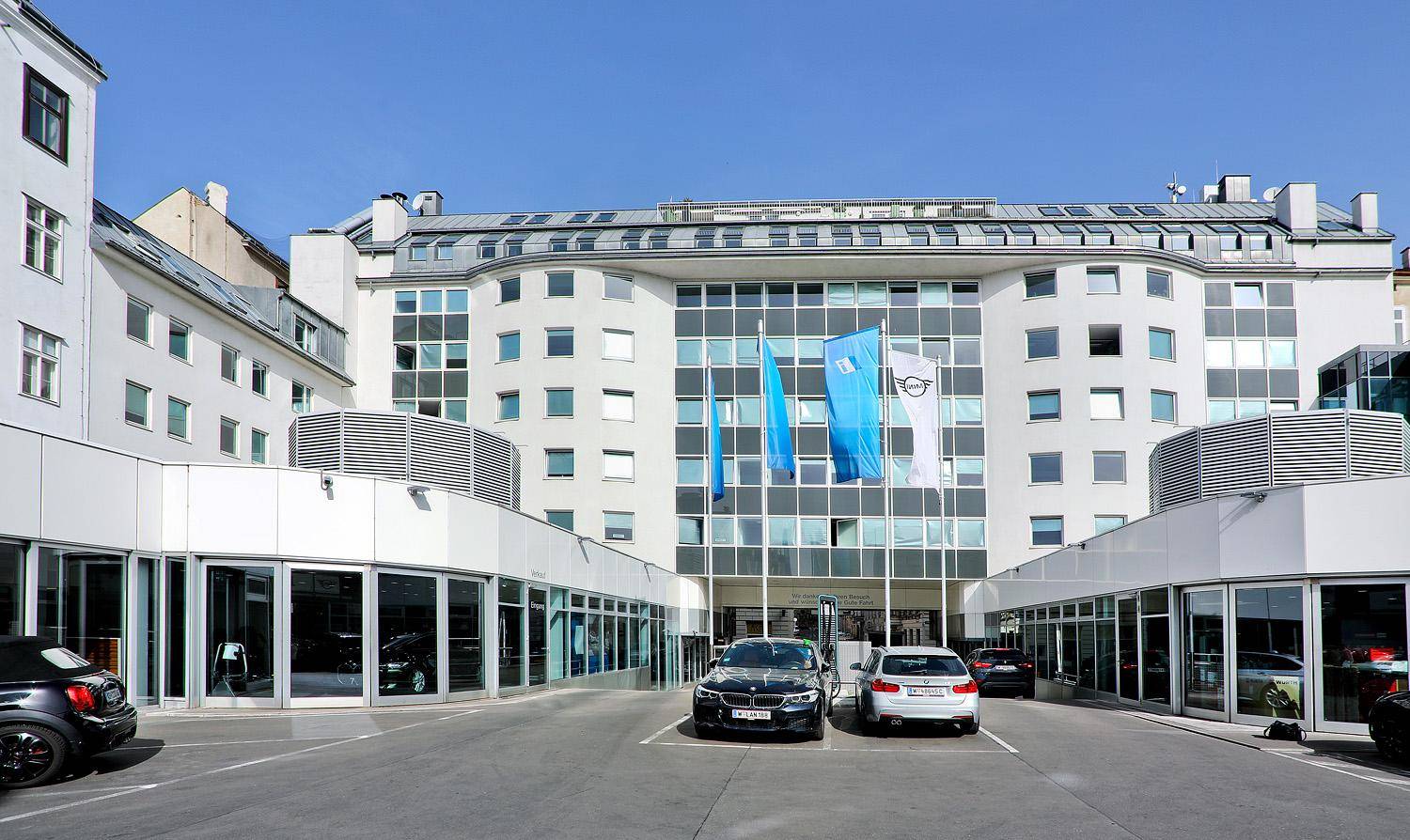 1060 Wien, Gumpendorfer Straße 17-19 außen Hof
