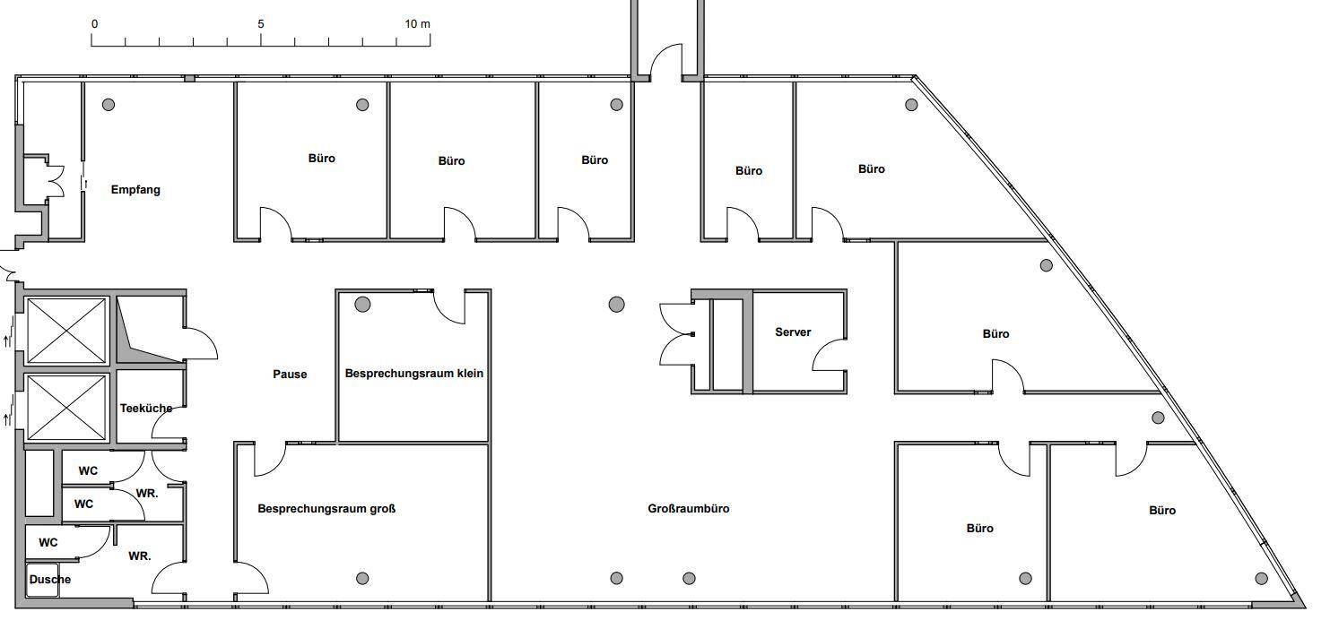 Grundriss eines Bürogeschosses mit Einzelbüros, Großraumbüro, Empfang und Teeküche.
