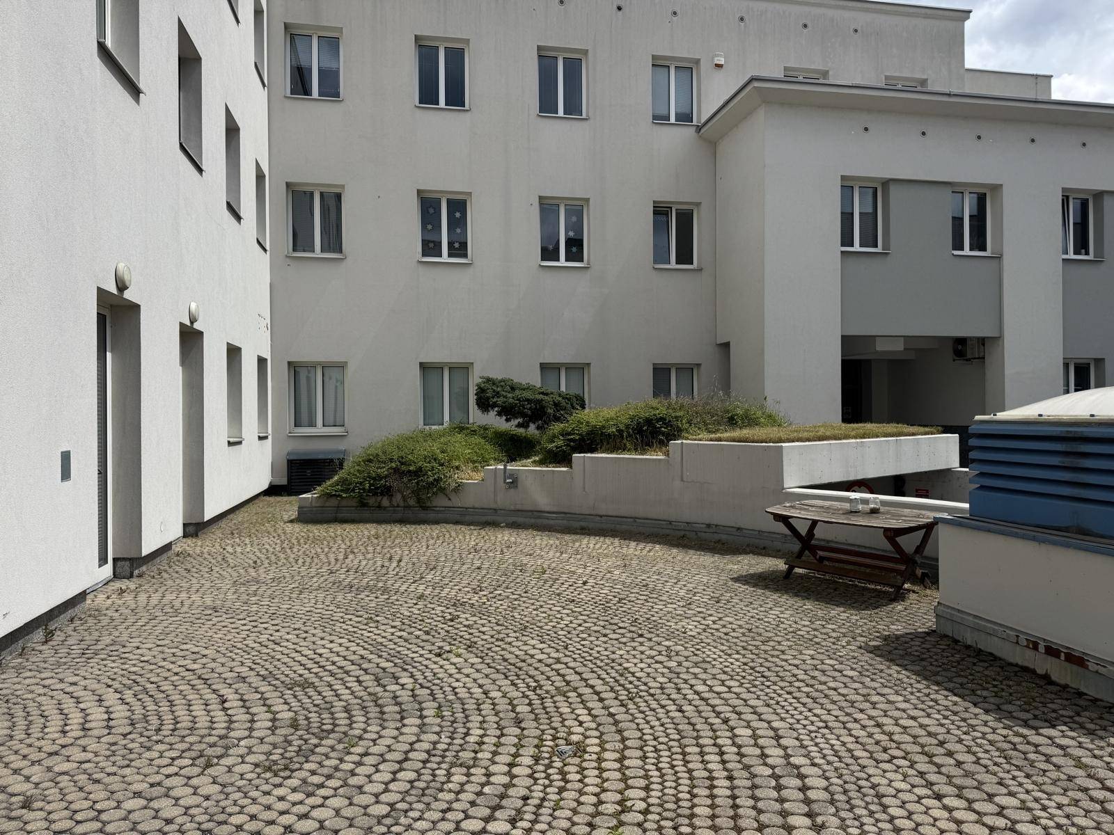 1160 Wien, Seeböckgasse 59-61 Terrasse Top 2.2. und 2.3.