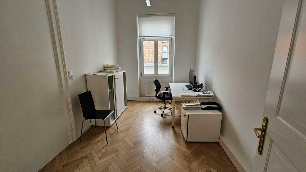 kleines Büro