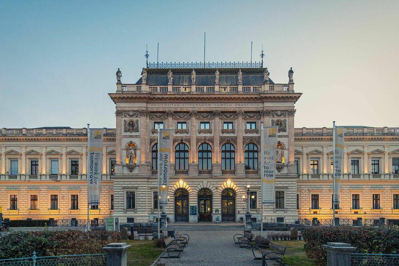 UNI-Nähe - 7 Min. mit Rad zur KF-UNI