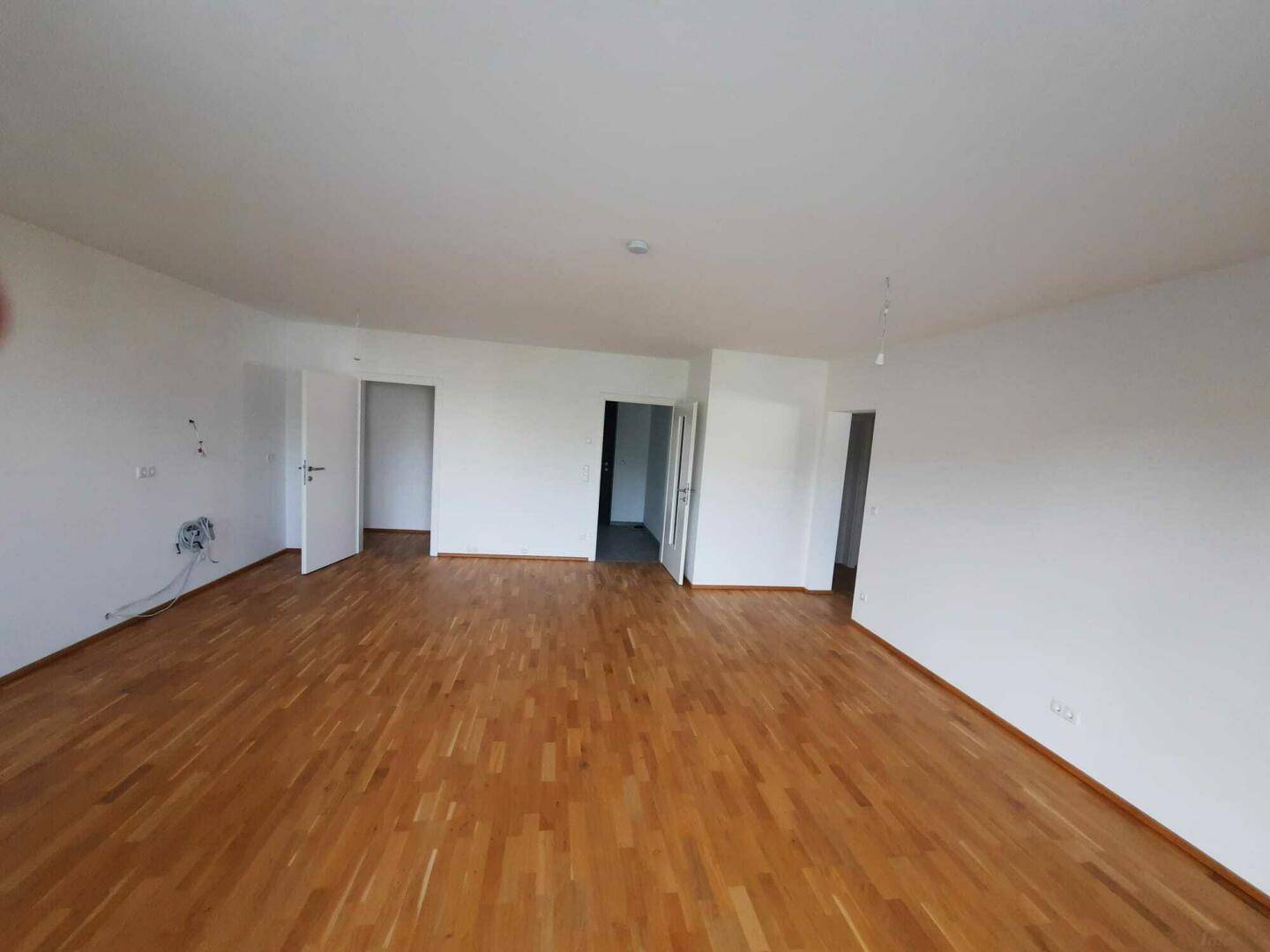 HONORARFREI **Anleger aufgepasst**Penthousecharakter ** Exklusives Wohngefühl - Erstbezug in wunderbarer Lage ** Einziehen &amp; das Leben genießen ** - Vista 4