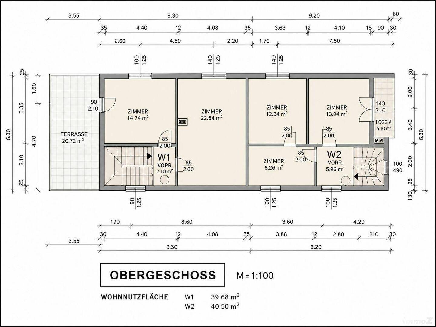 Grundriss des Obergeschosses mit mehreren Zimmern, einer großzügigen Terrasse und einer Loggia.