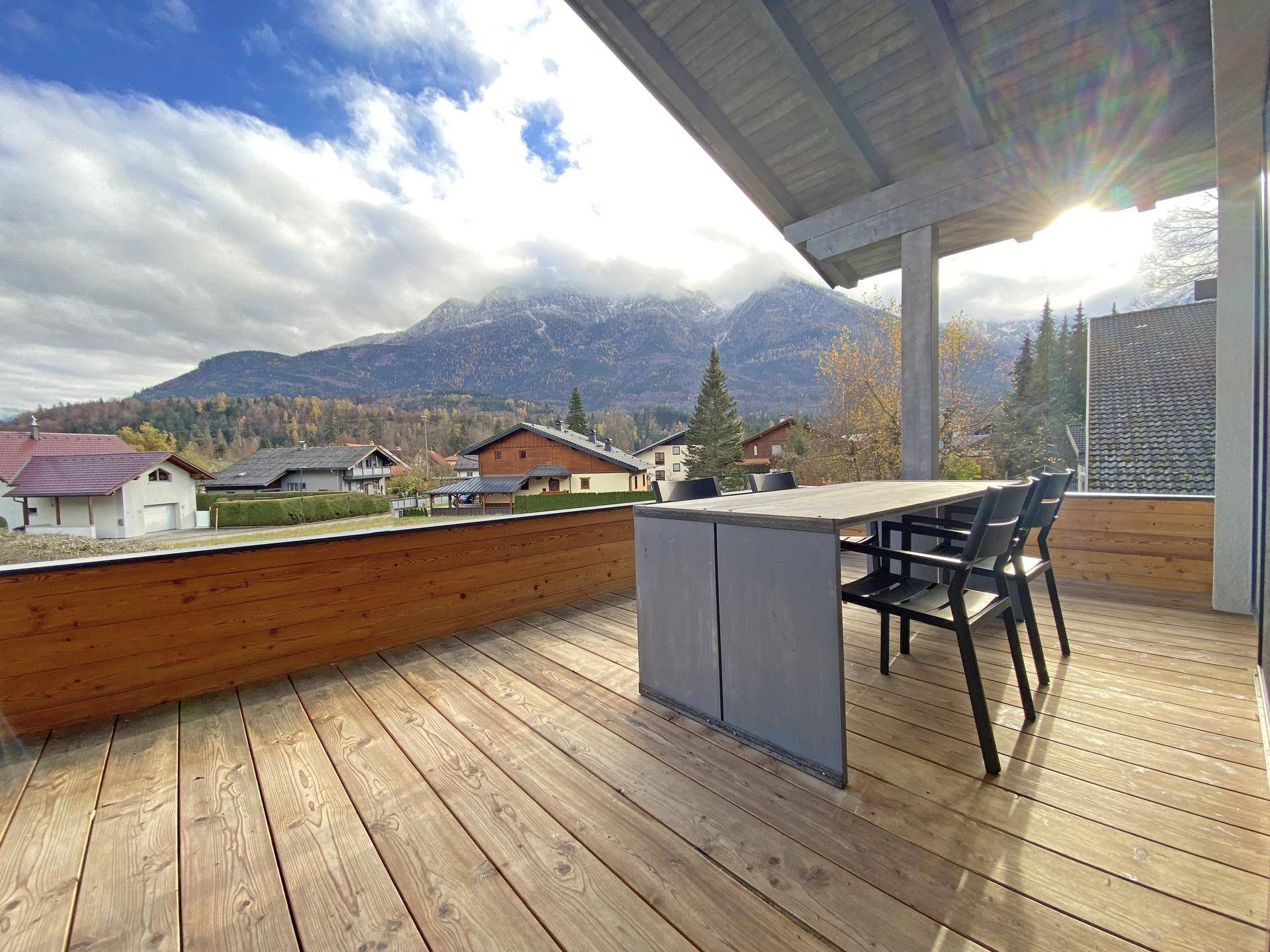 Balkon mit atemberaubenden Alpenpanorama in Südost Ausrichtung