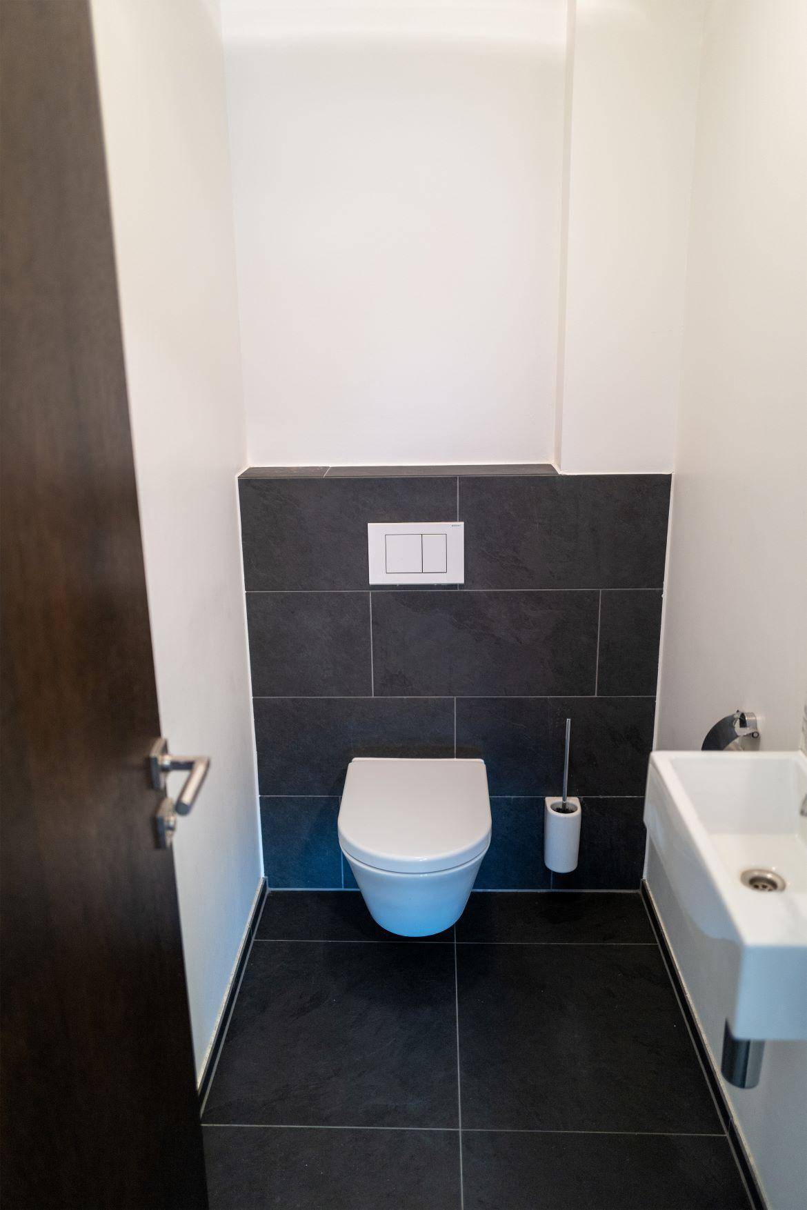sparates WC