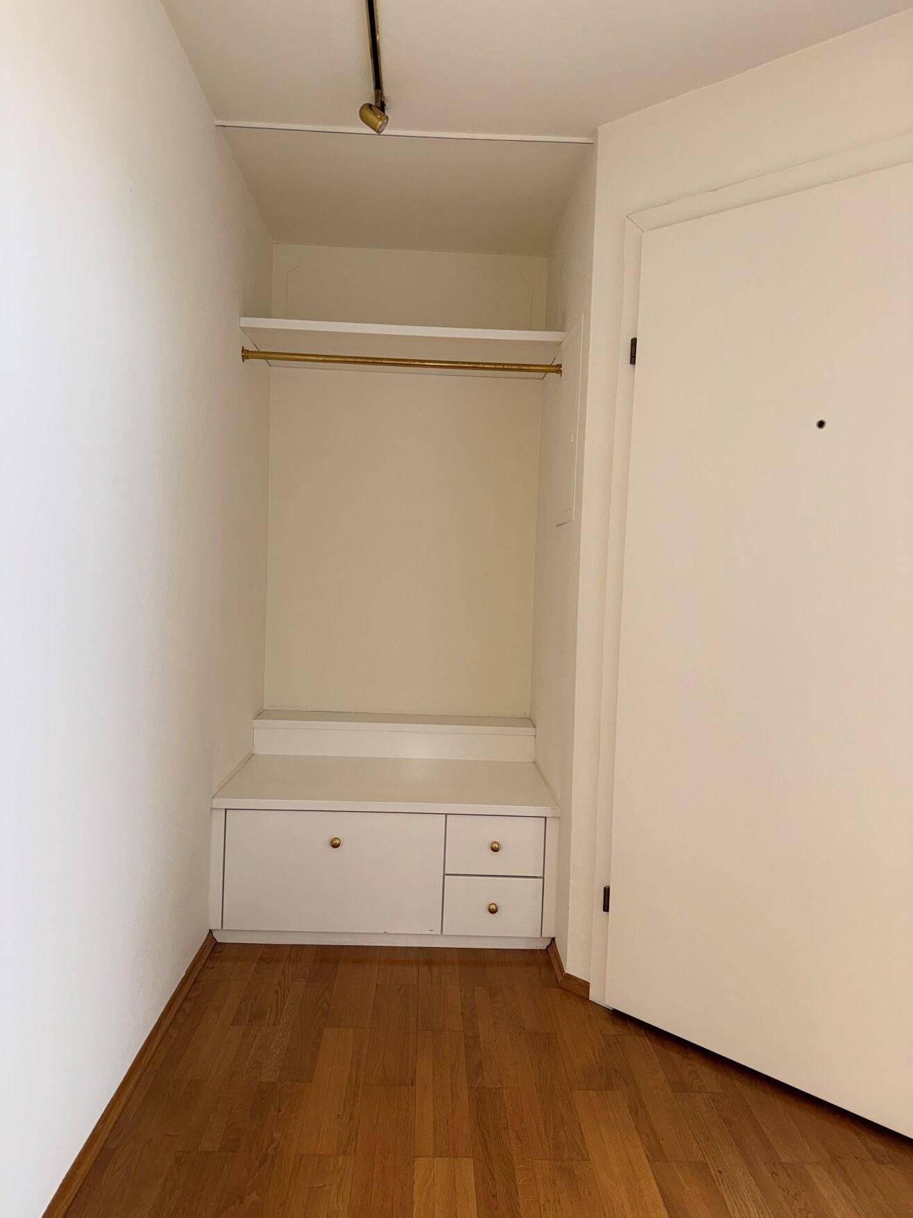 Garderobe mit viel Stauraum