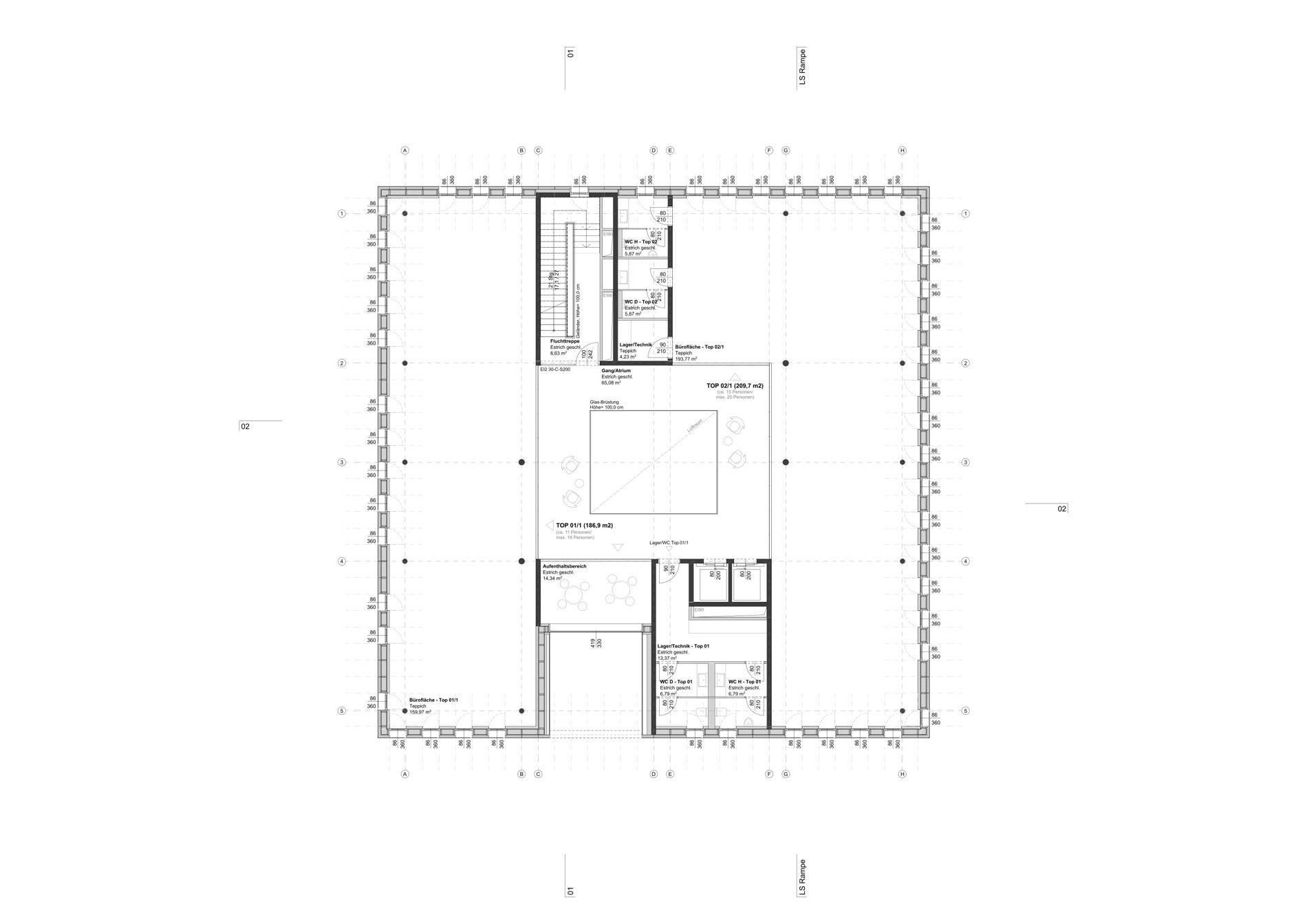 Detaillierter Grundriss eines Bürogebäudes mit zentralem Atrium und verschiedenen Büroeinheiten auf einer Etage.