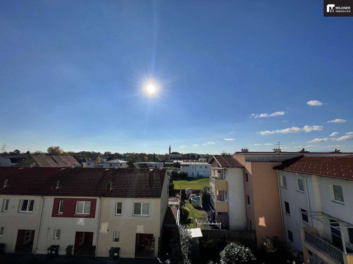 Traumhafte Dachterrassenwohnung mit Fernblick, Parkplatz