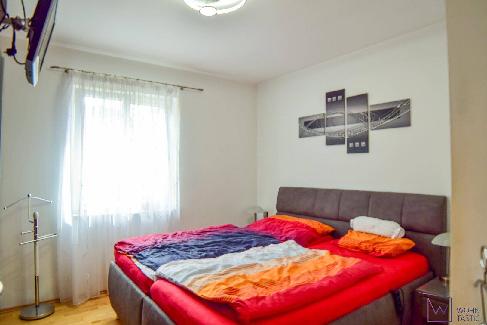 Schlafzimmer.