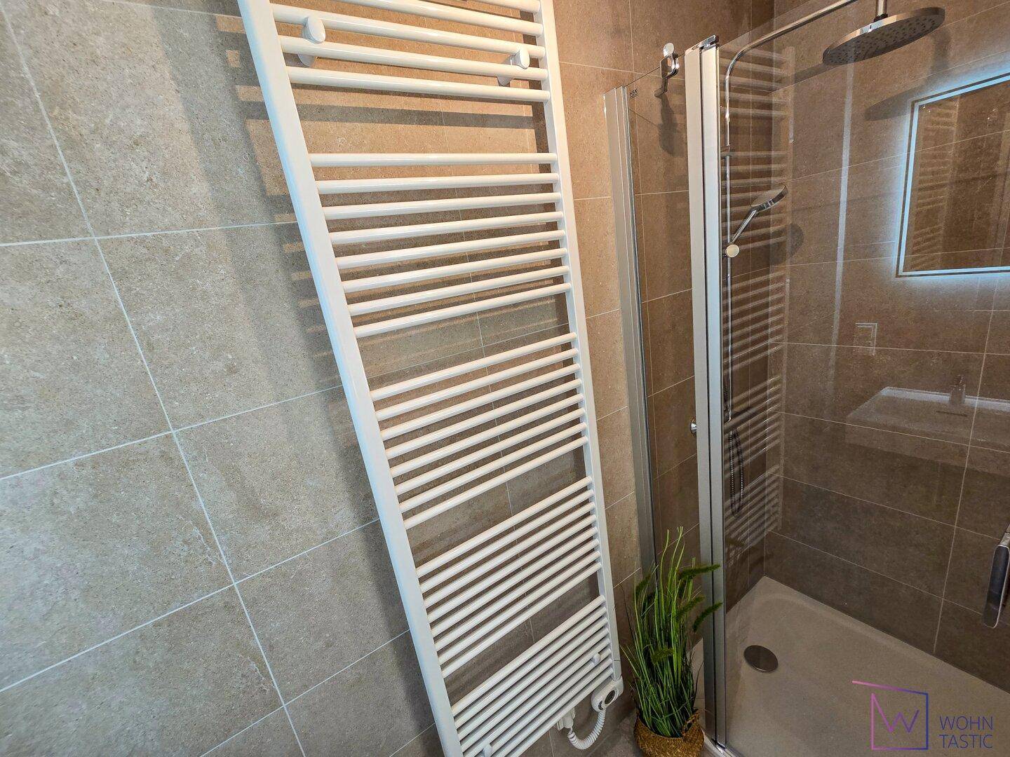 2. Bad mit Dusche