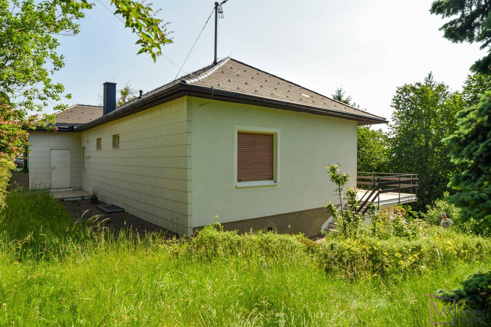 Seitenansicht vom Haus