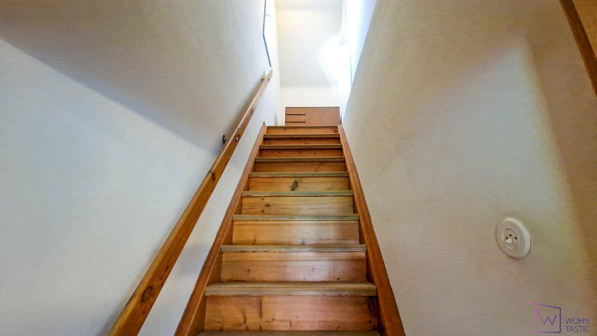 Stiegenaufgang ins OG-Zimmer.
