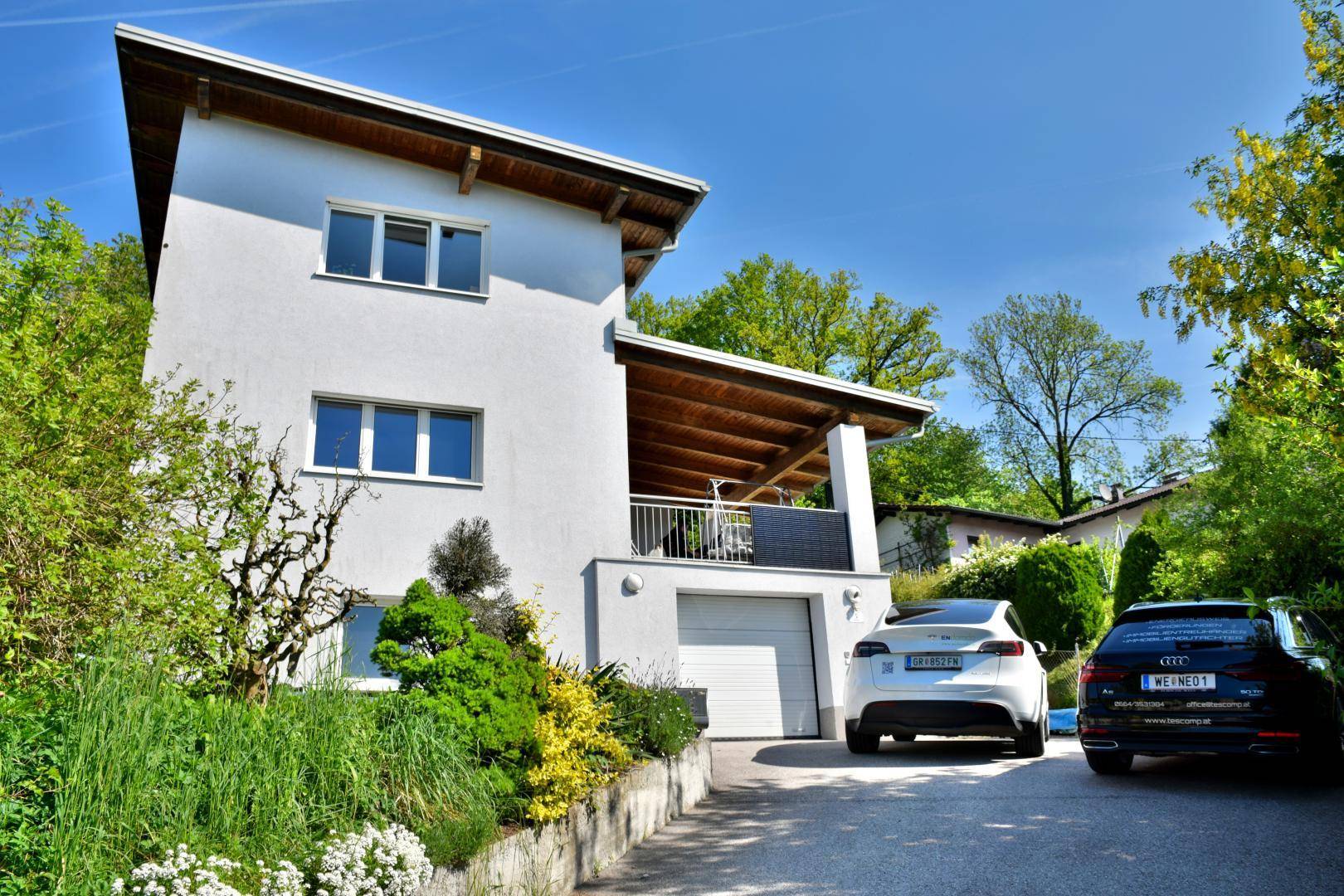 Zufahrt Wohnhaus süd