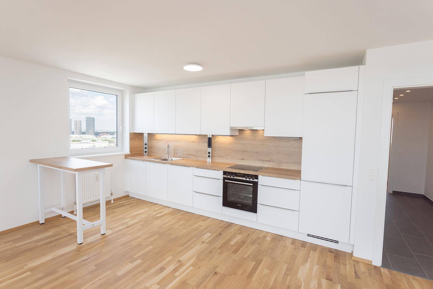Großzügige 4 Zimmer Eigentumswohnung in 1110 Wien - mit traumhaftem Ausblick - Erstbezug nach Sanierung! - Ansicht 6