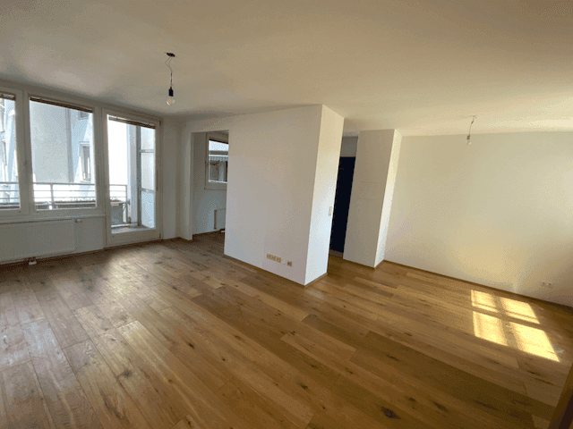 Maisonette-Eigentum - teil renoviert - mit KFZ-Stellplatz - im begehrten 12. Wiener Gemeindebezirk - PROVISIONSFREI - Tuilleadh