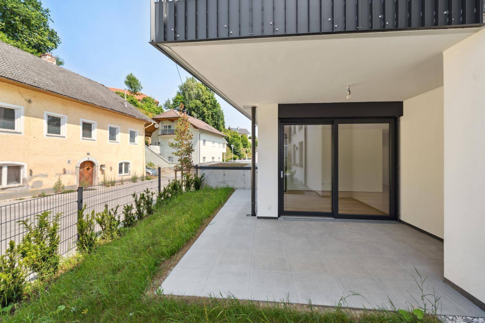 Garten mit Terrasse