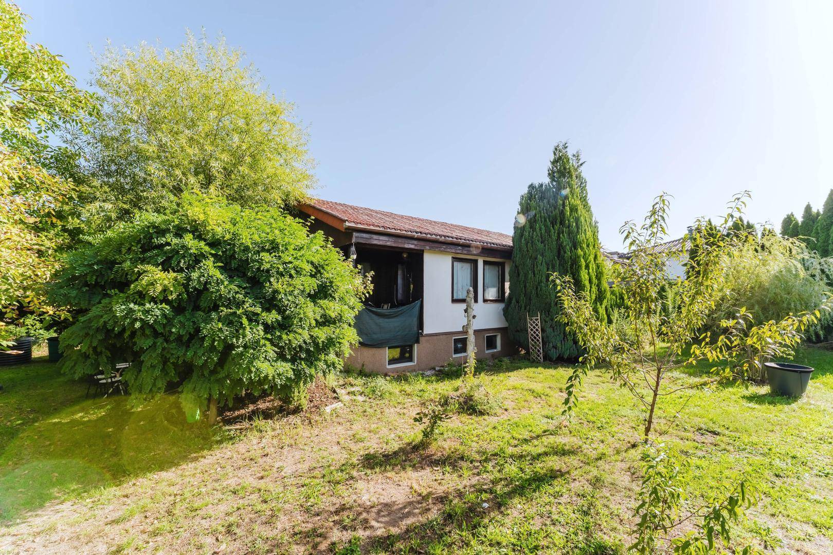 Ansicht Garten / Wohnhaus Süd-Westseite