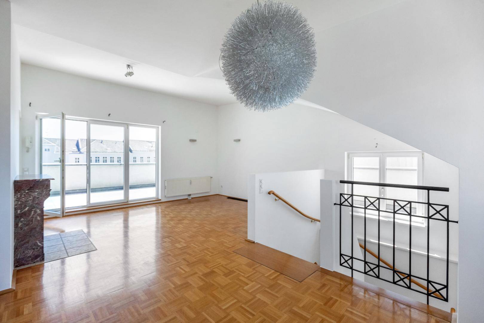 Wohnung zu mieten Linz - Wohnzimmer Ebene 2