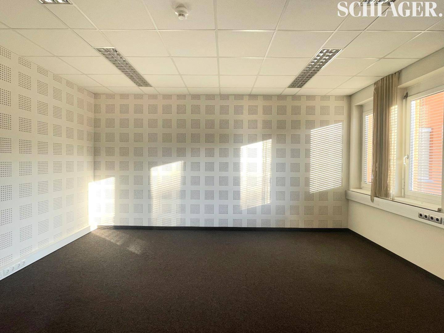 Büroeinheit EG, Schmiedlstraße 1