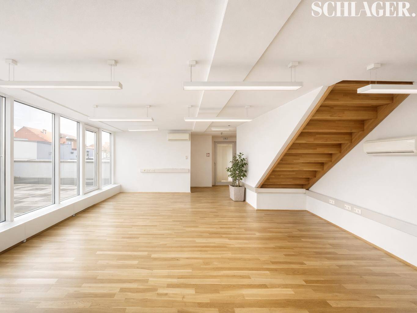 Lichtdurchflutetes Maisonette-Büro mit Dachterrasse - Ansicht 2