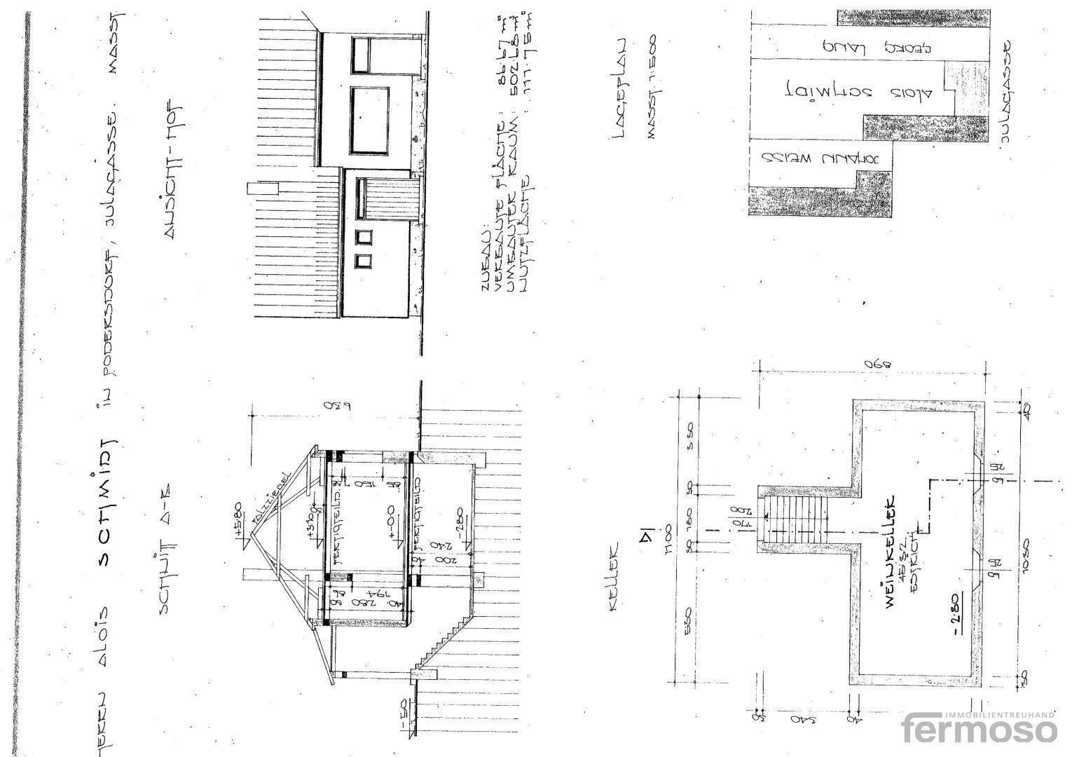 Grundriss des Kellers und eine weitere Schnittansicht des Hauses mit Dachschräge.