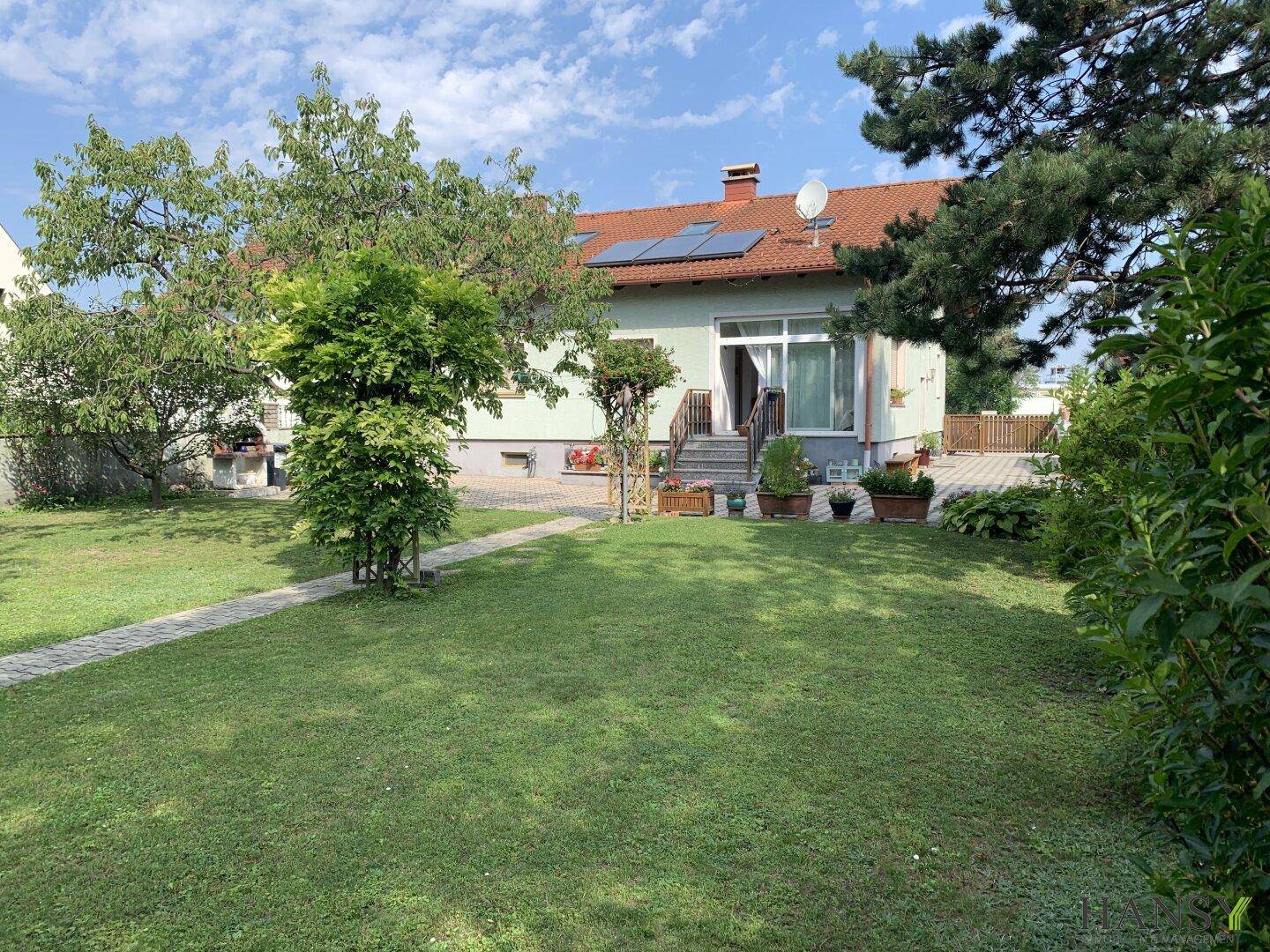 Haus Außenansicht