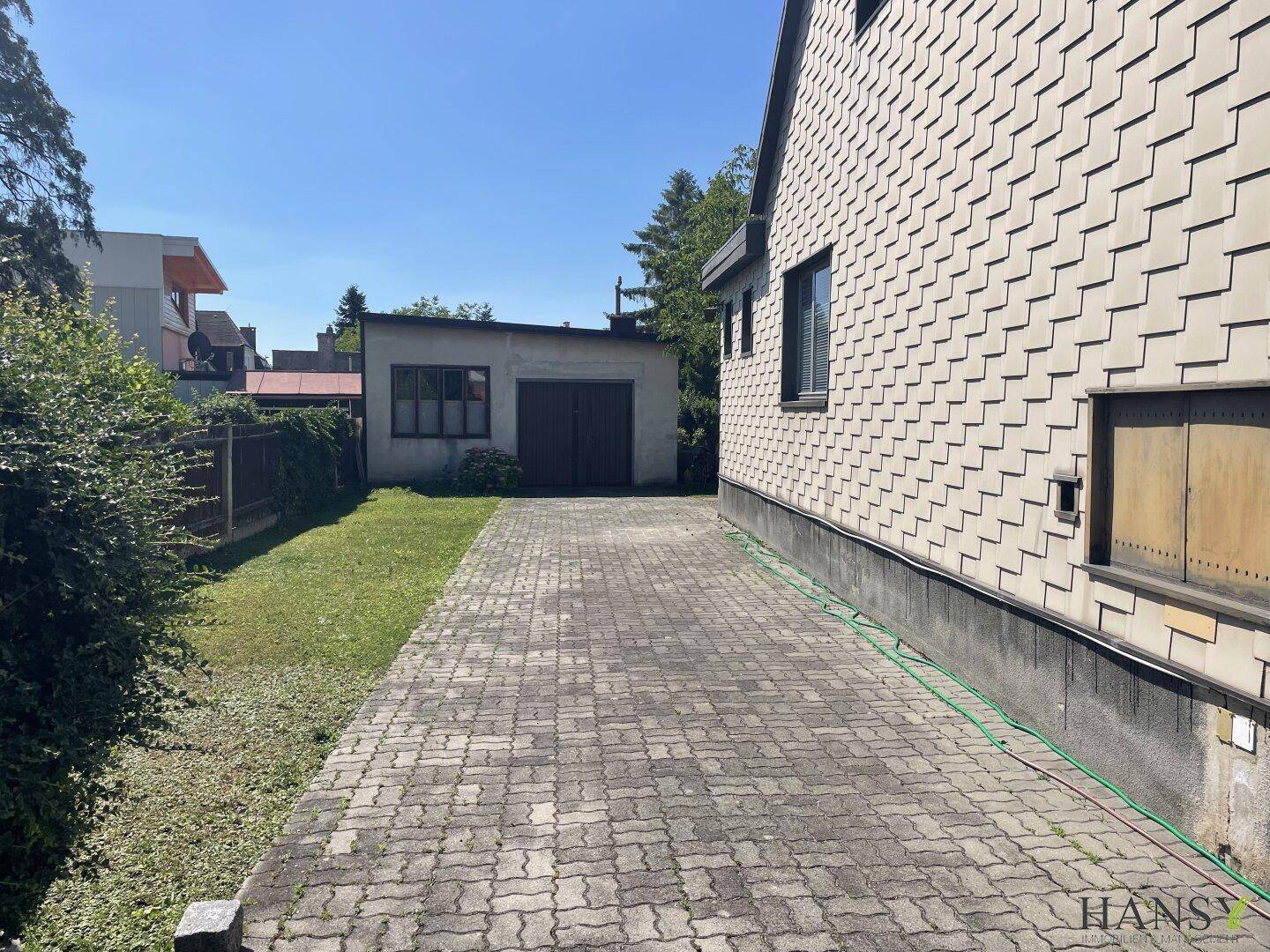 Charmantes 6-Zi Haus in Leobersdorf, 158m², Garten, Garage, teilrenoviert, 380.000€ - Ansicht 2