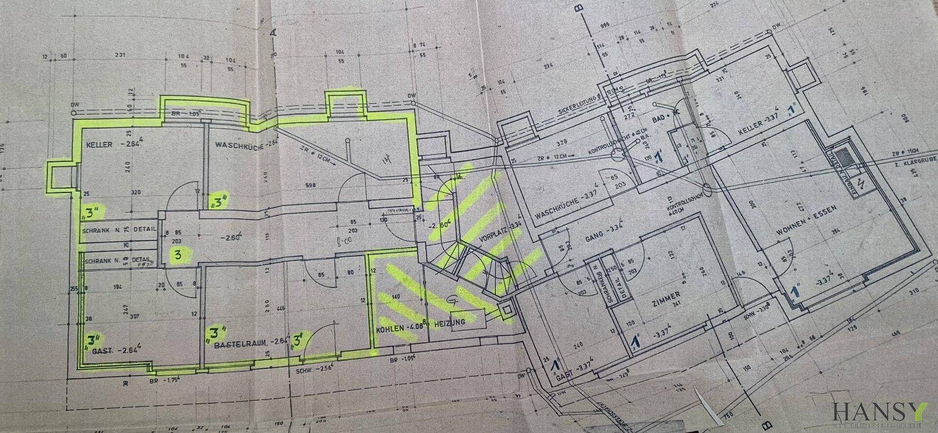 Historischer Grundriss mit hervorgehobenen Bereichen für Keller, Waschküche und Bastelraum.