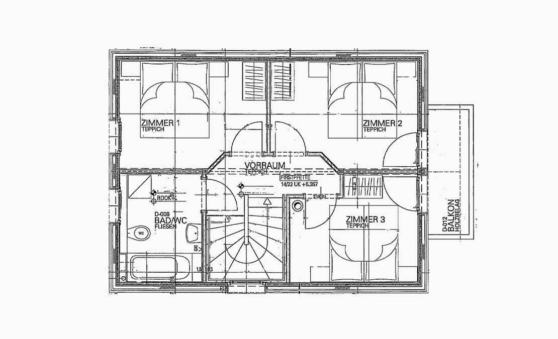 Grundriss des Obergeschosses mit drei Schlafzimmern, Bad und Balkon.