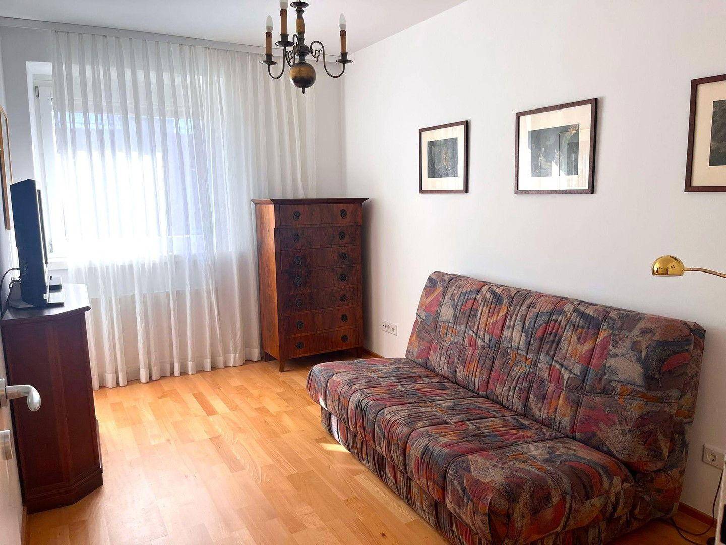 Schlafzimmer 1 Ansicht 2