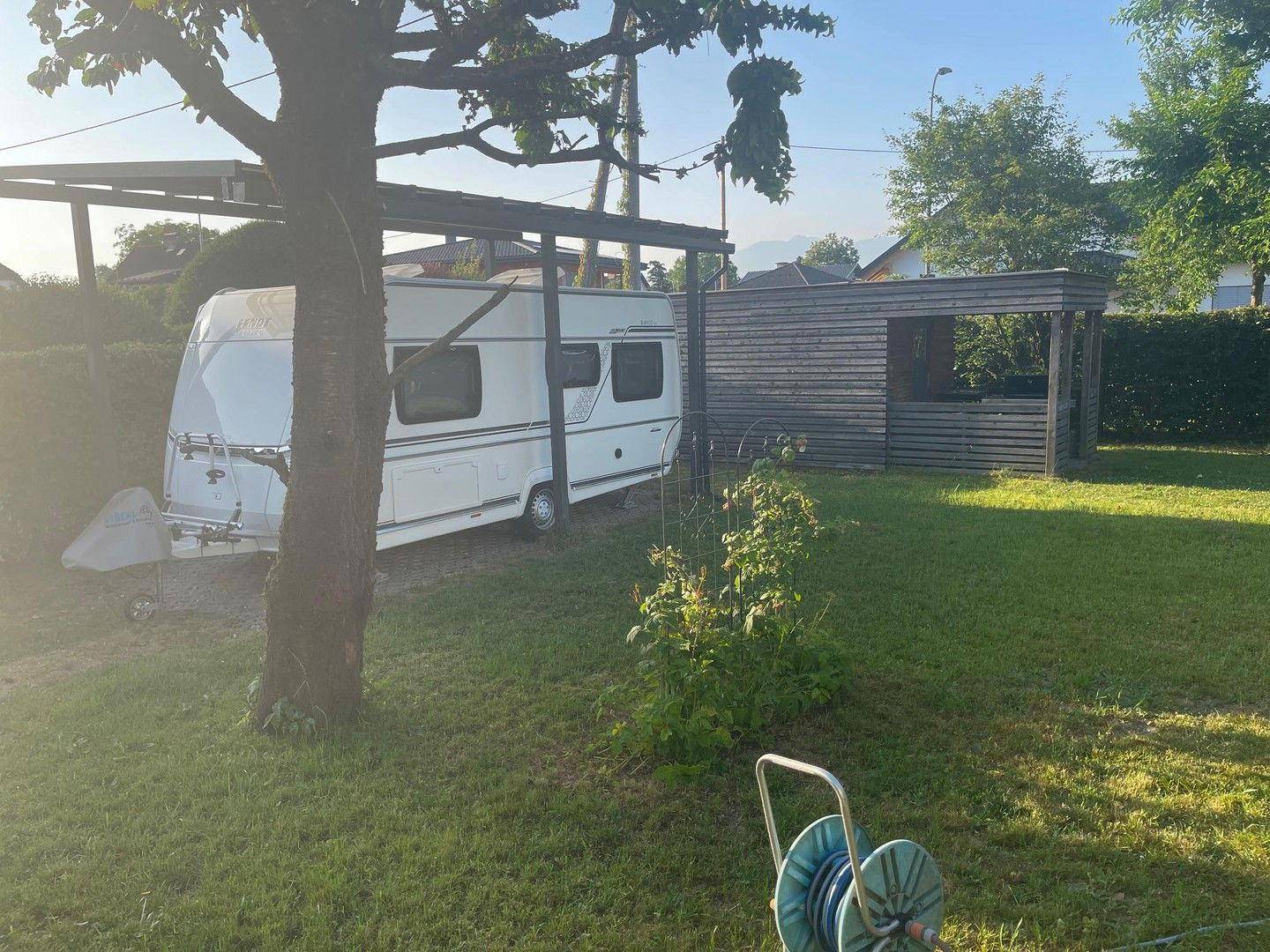 Carport Ost
