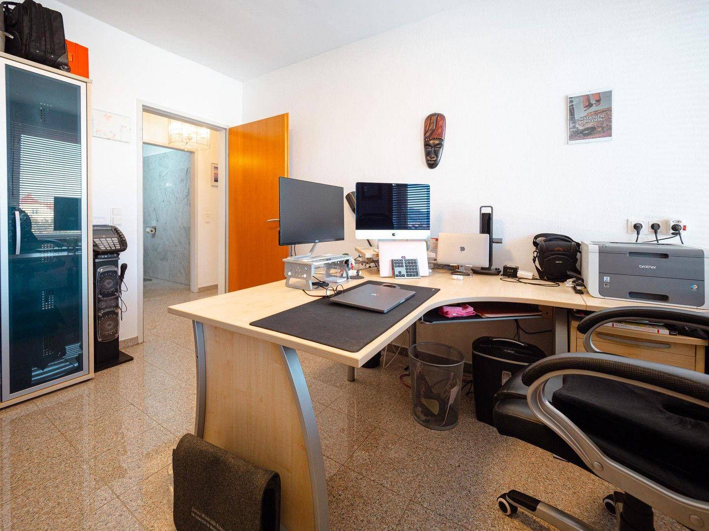Büro