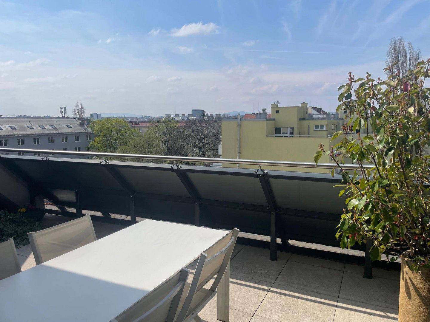Westterrasse
