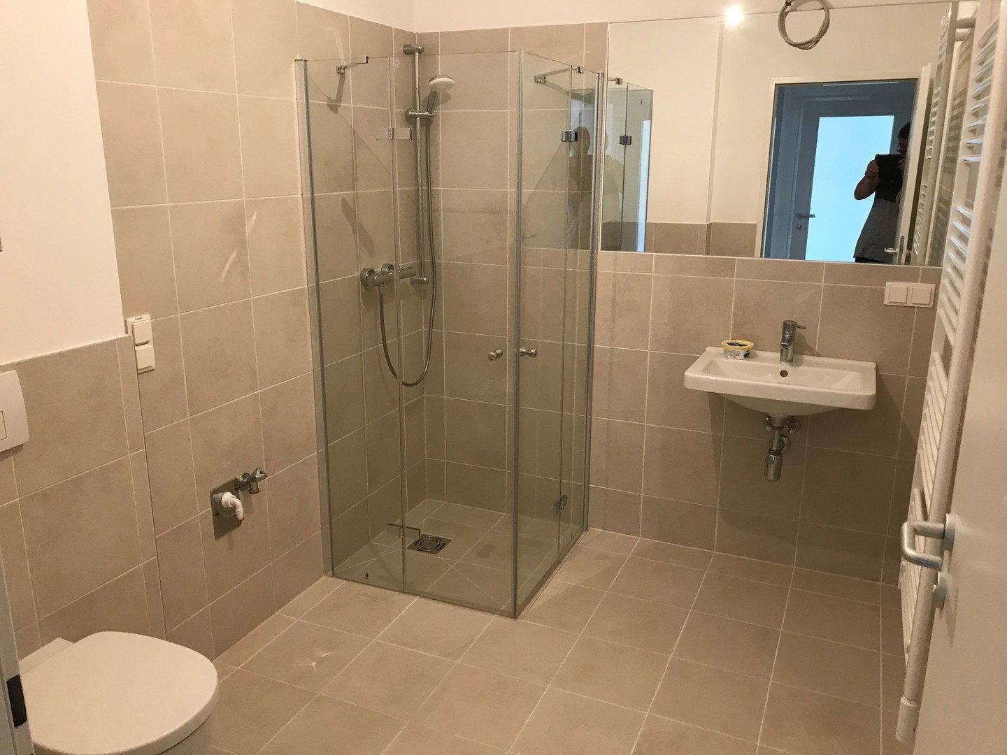 2-Zimmer-Neubauwohnung mit Einbauküche – pohled 3