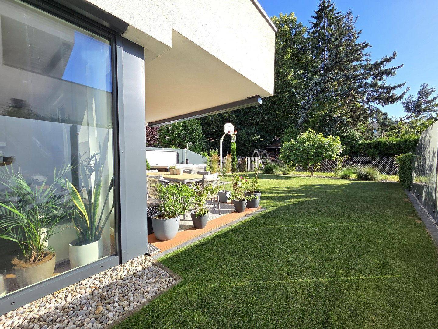 Blick zum Garten