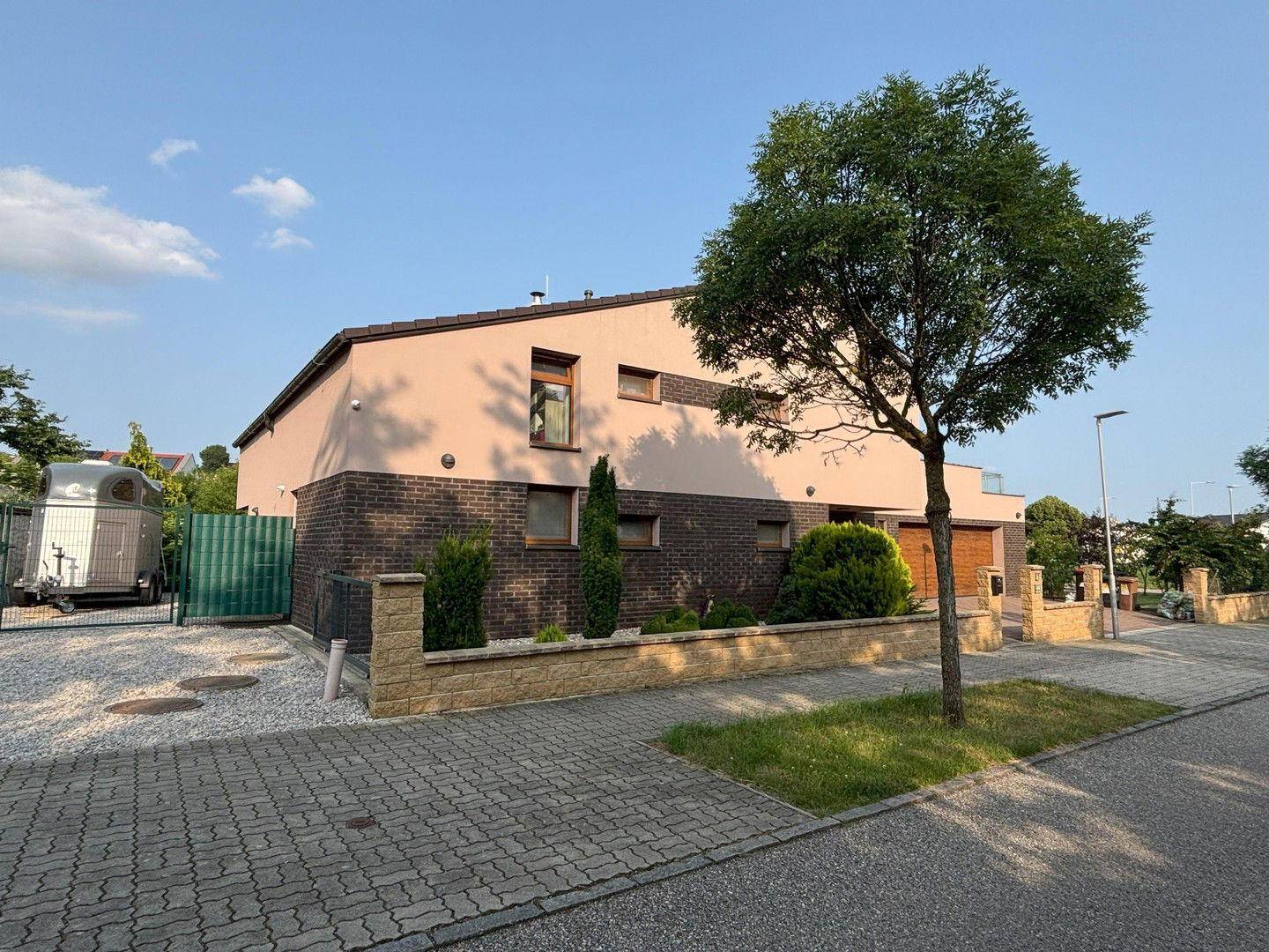 Nebenstehendes Haus_2