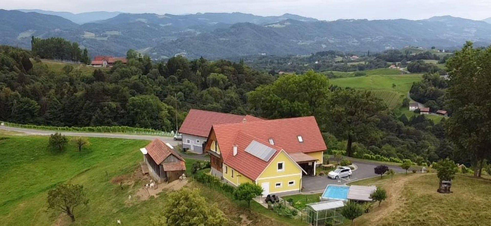 HOF Alleinlage - Panoramablick