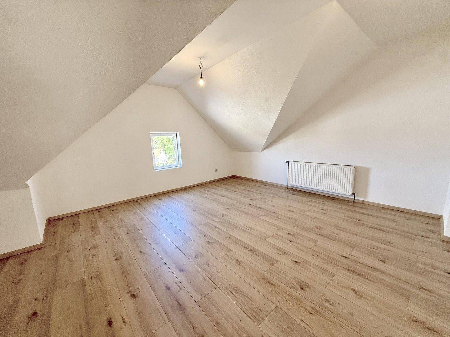 Kühles Massivhaus mit gemütlichem Innenhof – ca. 60 Minuten von Wien - Ansicht 6