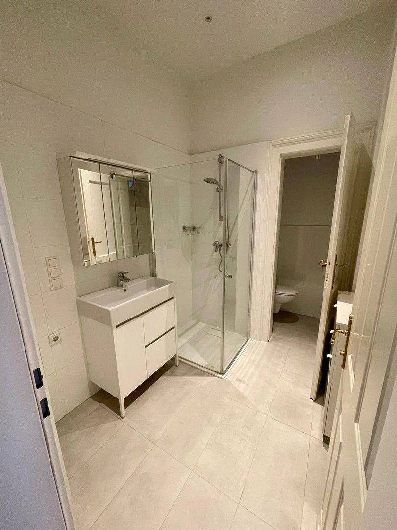 Bad 2 mit Dusche